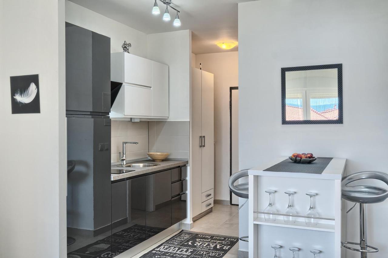 Modern Apartments With Sea View 150 Meters To Beach Kastela Luaran gambar