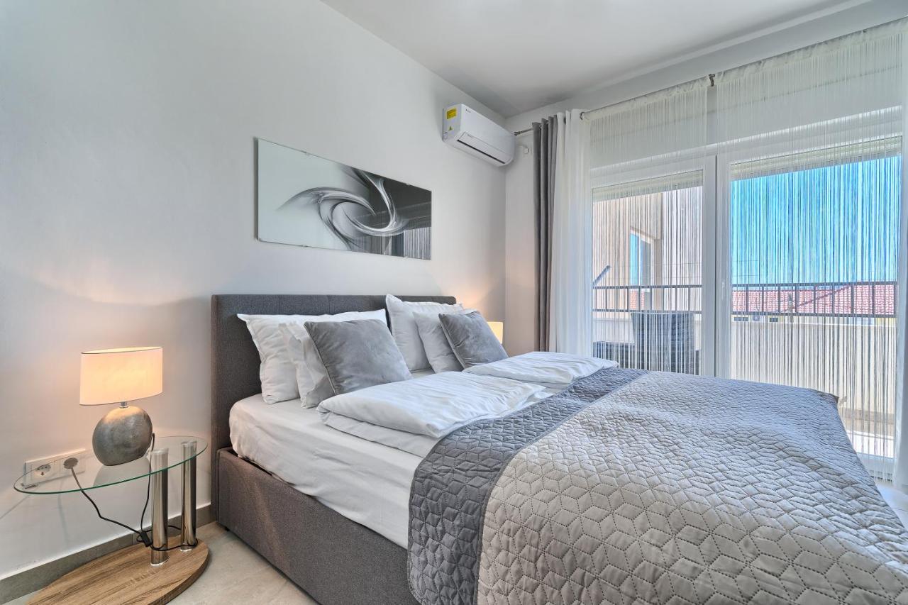 Modern Apartments With Sea View 150 Meters To Beach Kastela Luaran gambar