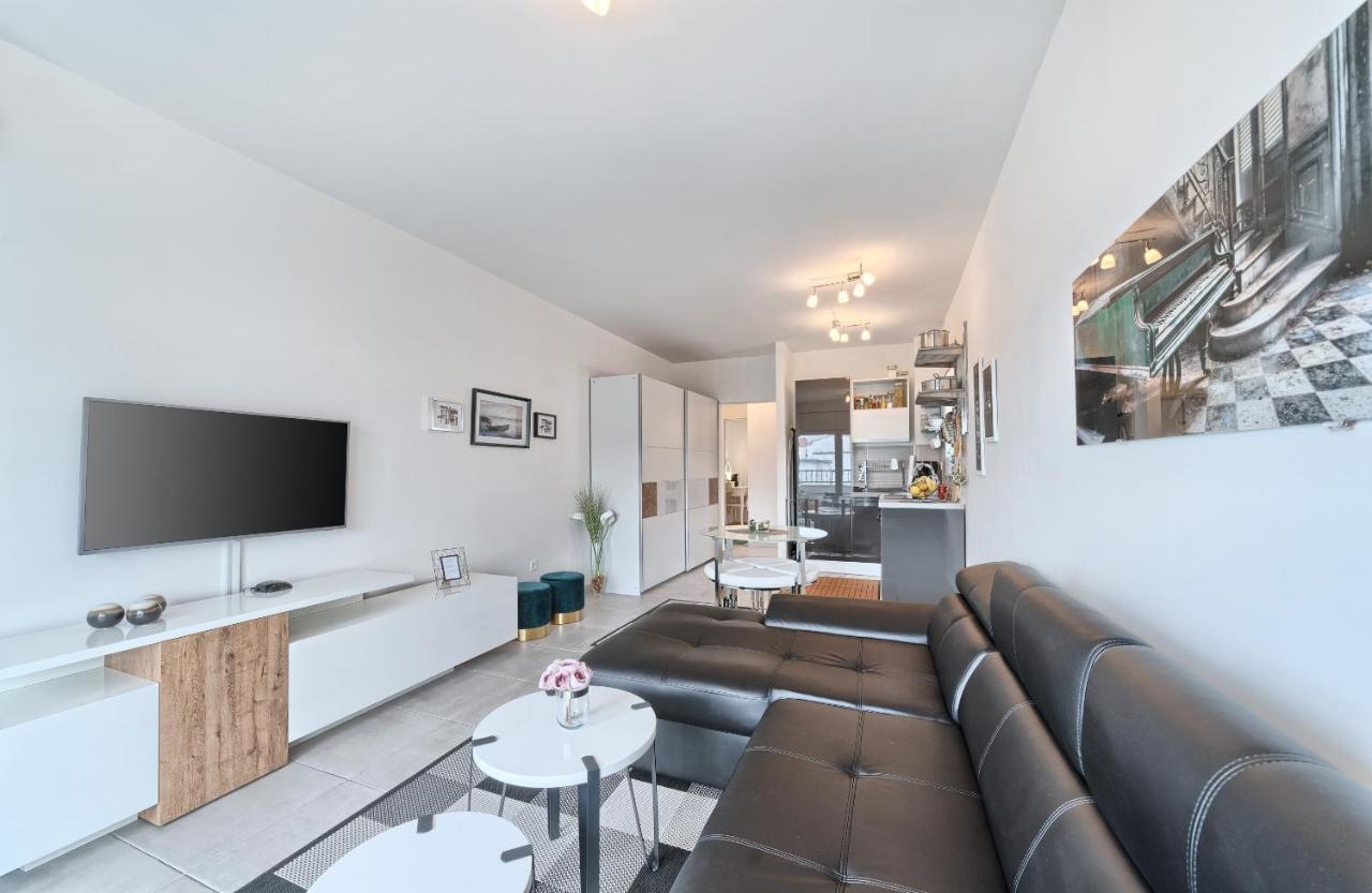 Modern Apartments With Sea View 150 Meters To Beach Kastela Luaran gambar