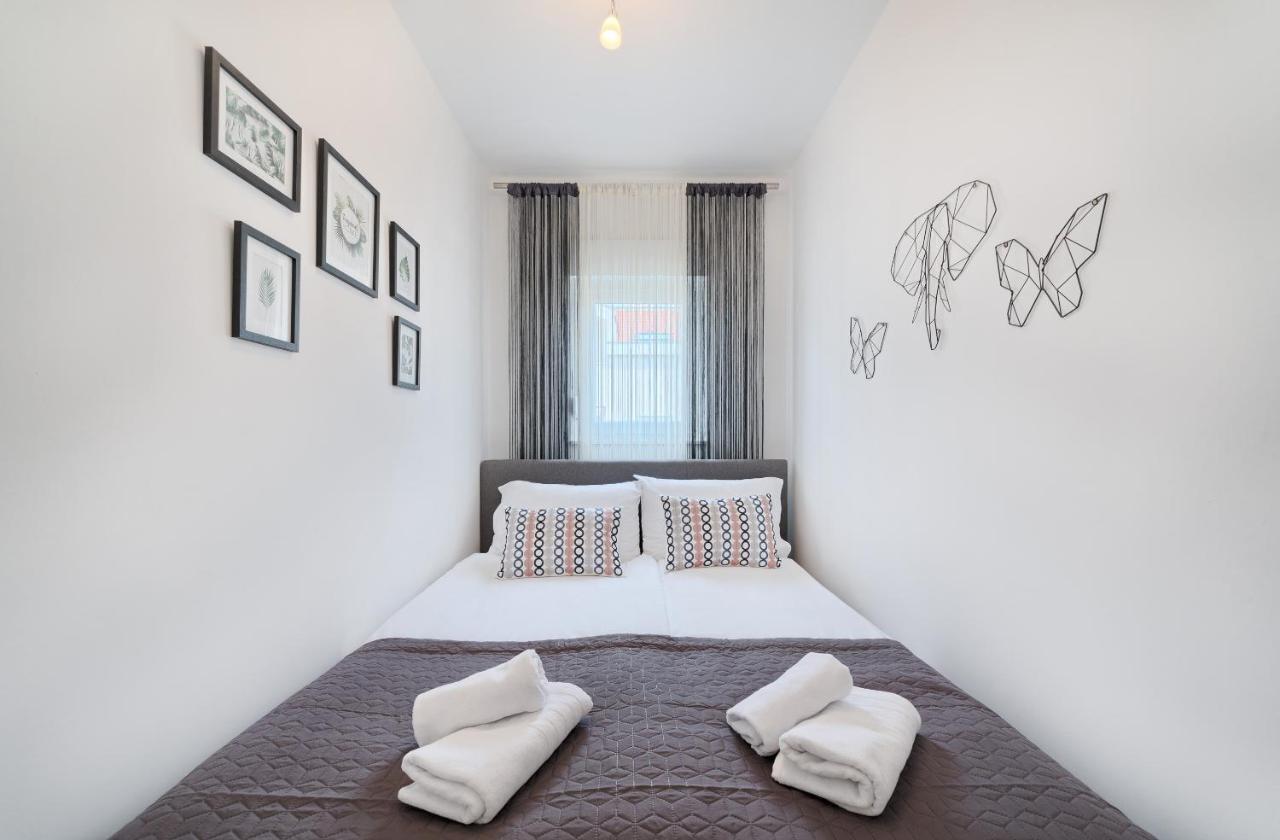 Modern Apartments With Sea View 150 Meters To Beach Kastela Luaran gambar